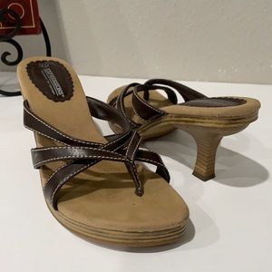 Expressions  Sandals size 7 1/2